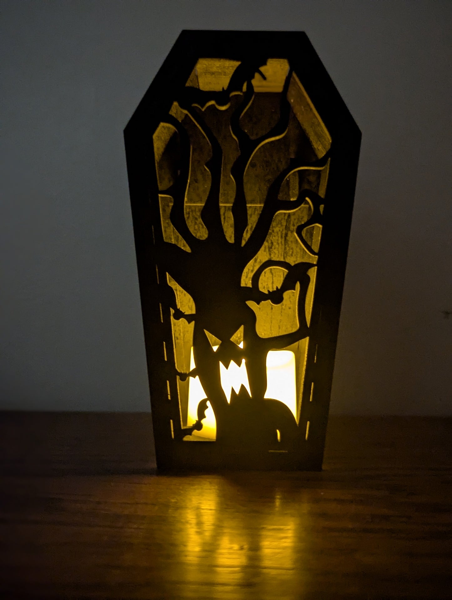 Halloween Tea light display - Coffin